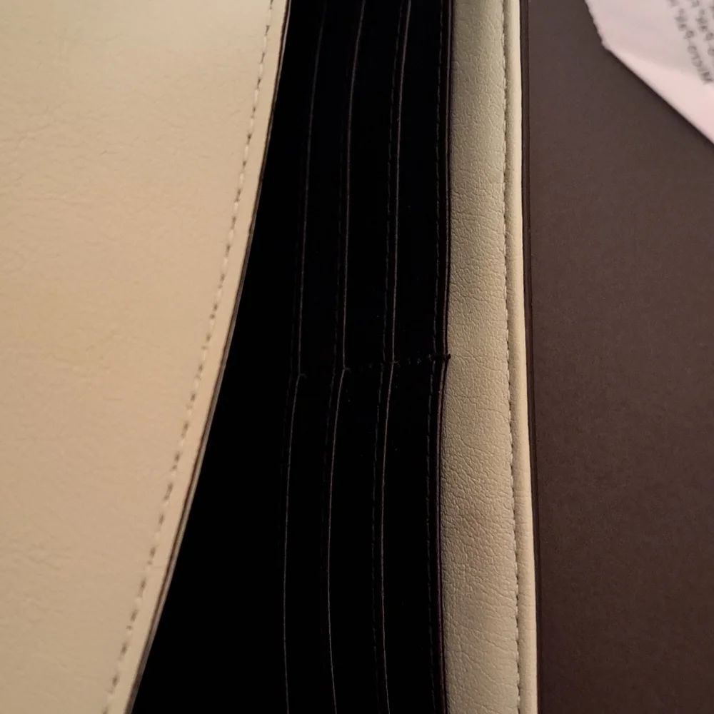 Vera Wang Mint Green Crossbody Bag